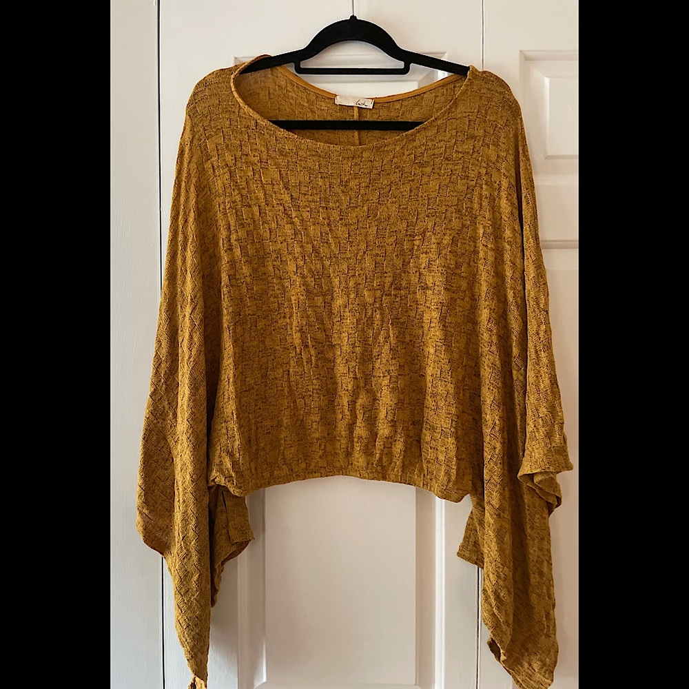 Statement Sleeve Sweater 🍂 | Size M